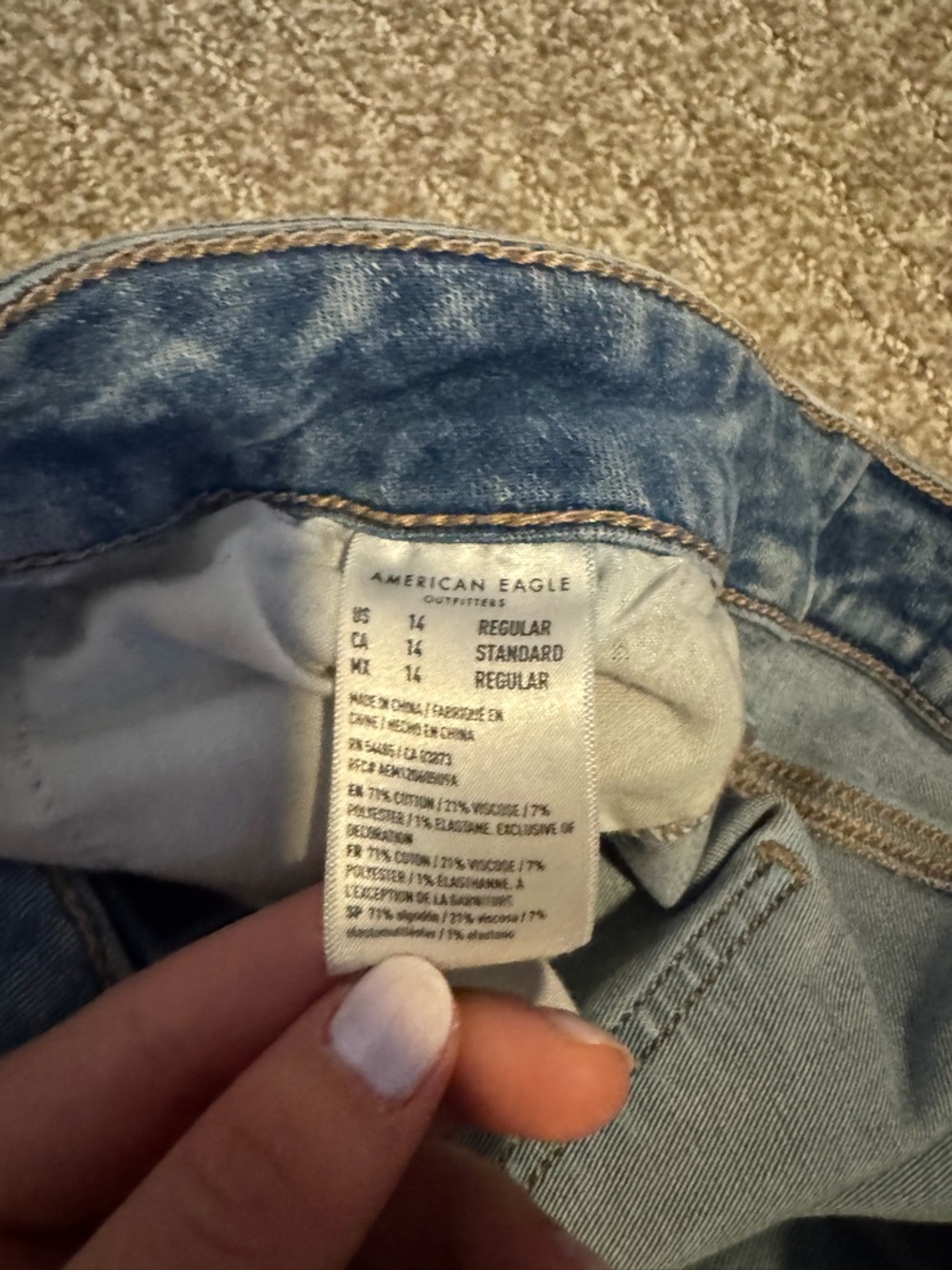 American Eagle Outfitters Light Blue Distressed Skinny Jeans - Picture 3 of 5